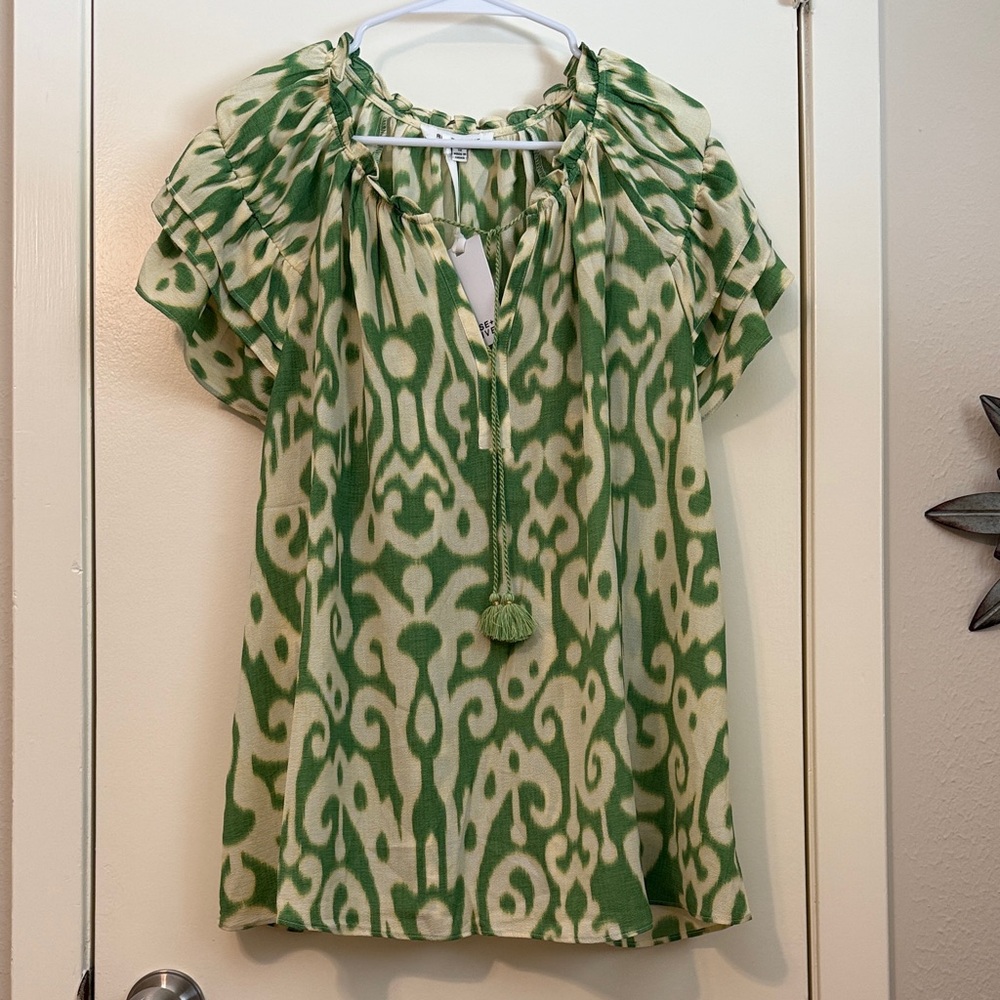 Rose & Olive Green and Cream Patterned Blouse New
